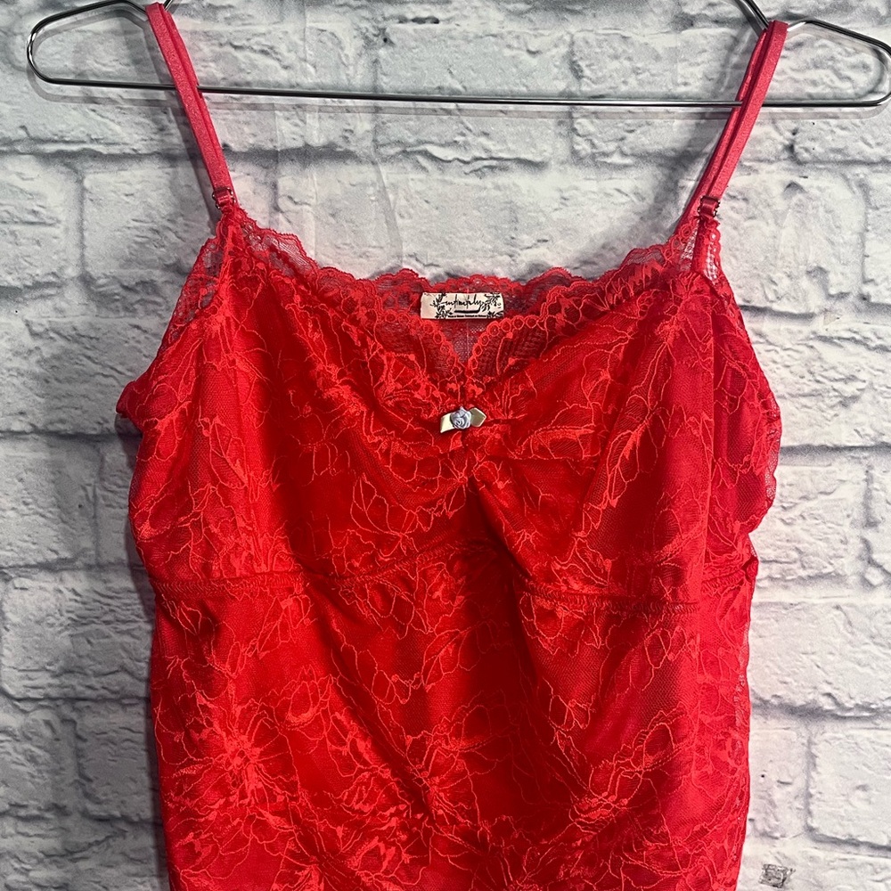 Free People Intimately Women's red Lacy Essential Cami Size Large Coquette